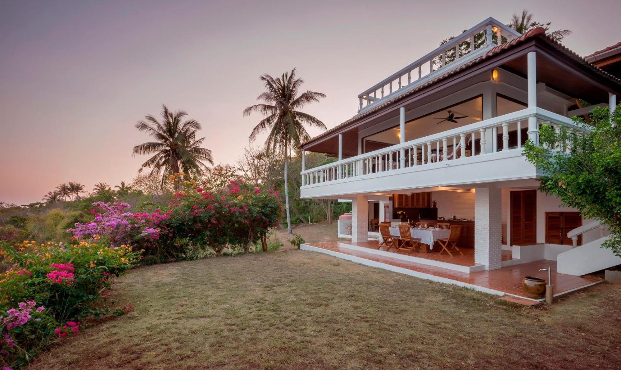 Baan Khunying - Secluded Phuket Beachfront Villa Rawai Extérieur photo