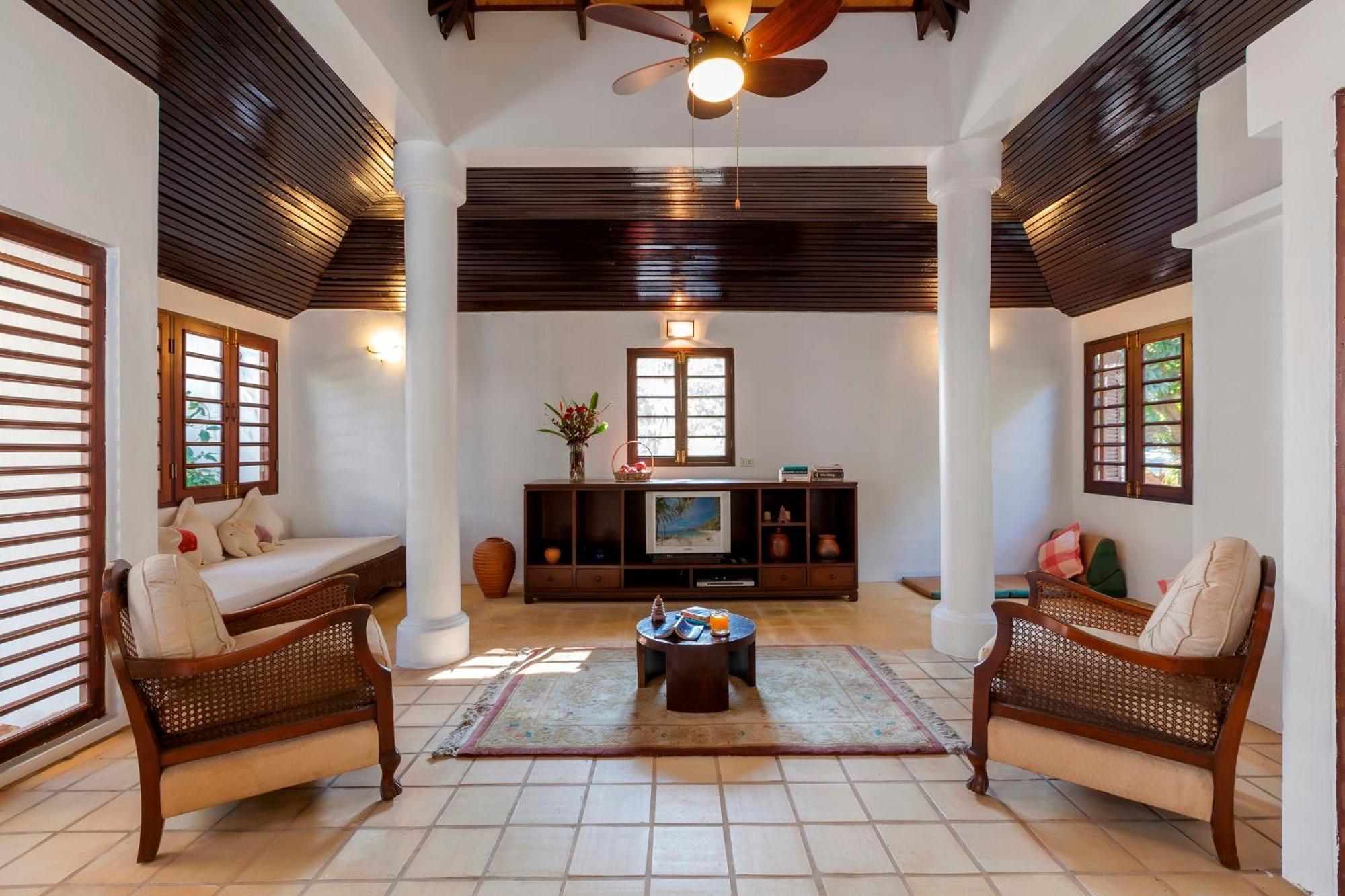 Baan Khunying - Secluded Phuket Beachfront Villa Rawai Extérieur photo