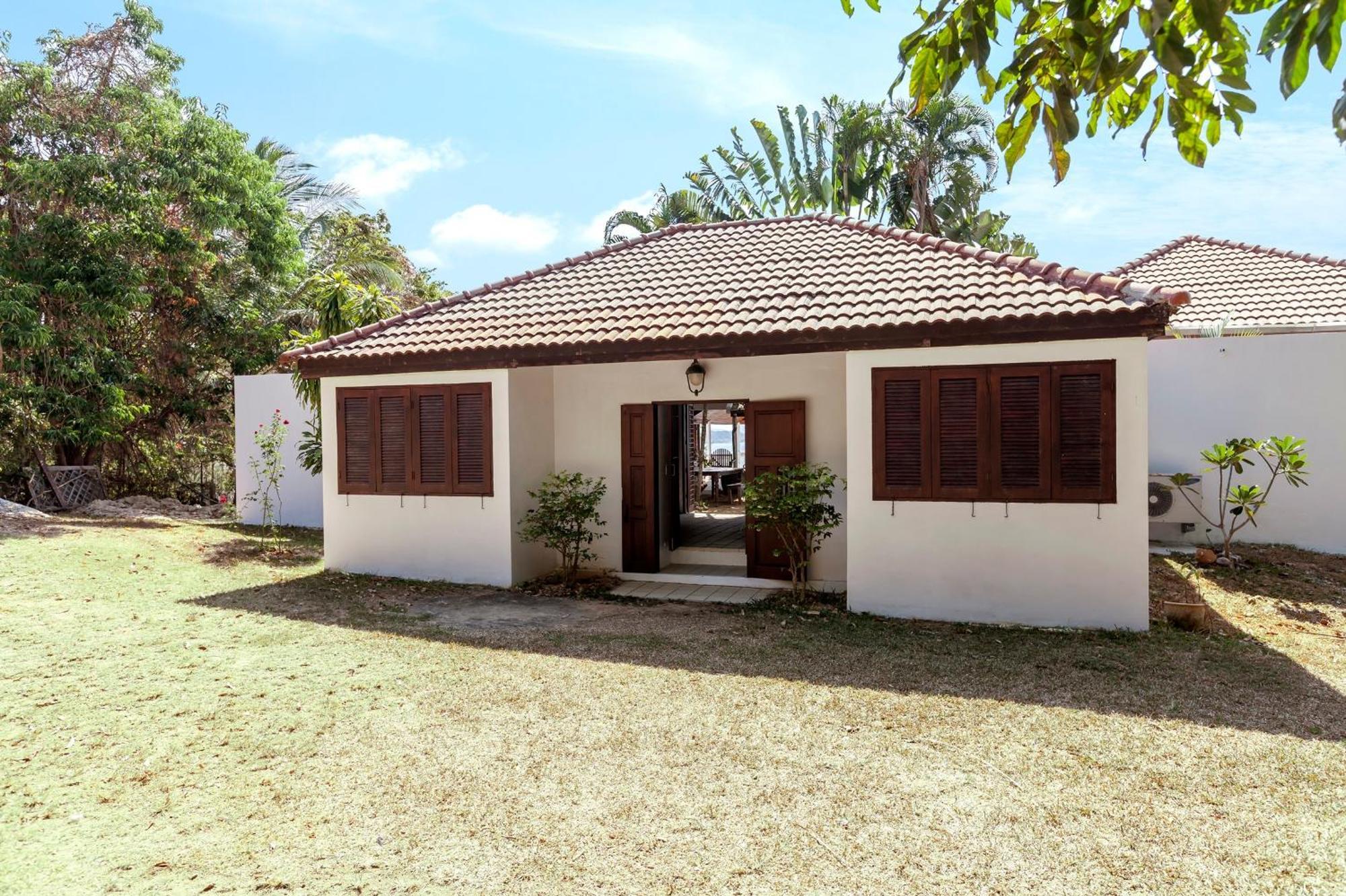 Baan Khunying - Secluded Phuket Beachfront Villa Rawai Extérieur photo