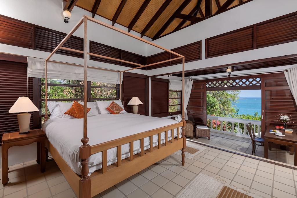 Baan Khunying - Secluded Phuket Beachfront Villa Rawai Chambre photo