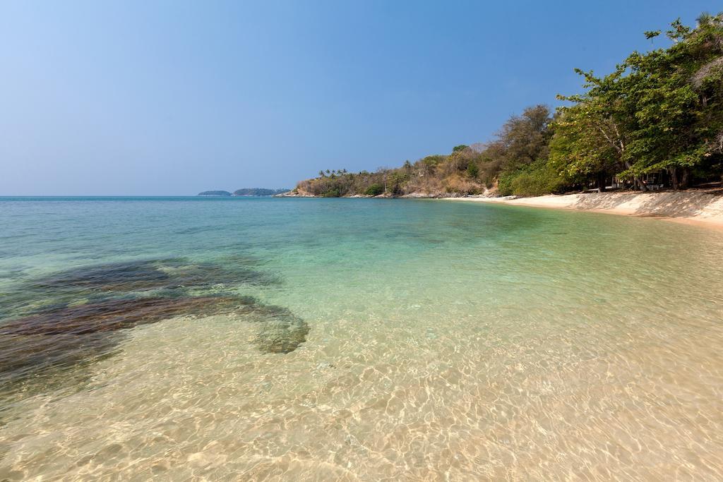 Baan Khunying - Secluded Phuket Beachfront Villa Rawai Chambre photo